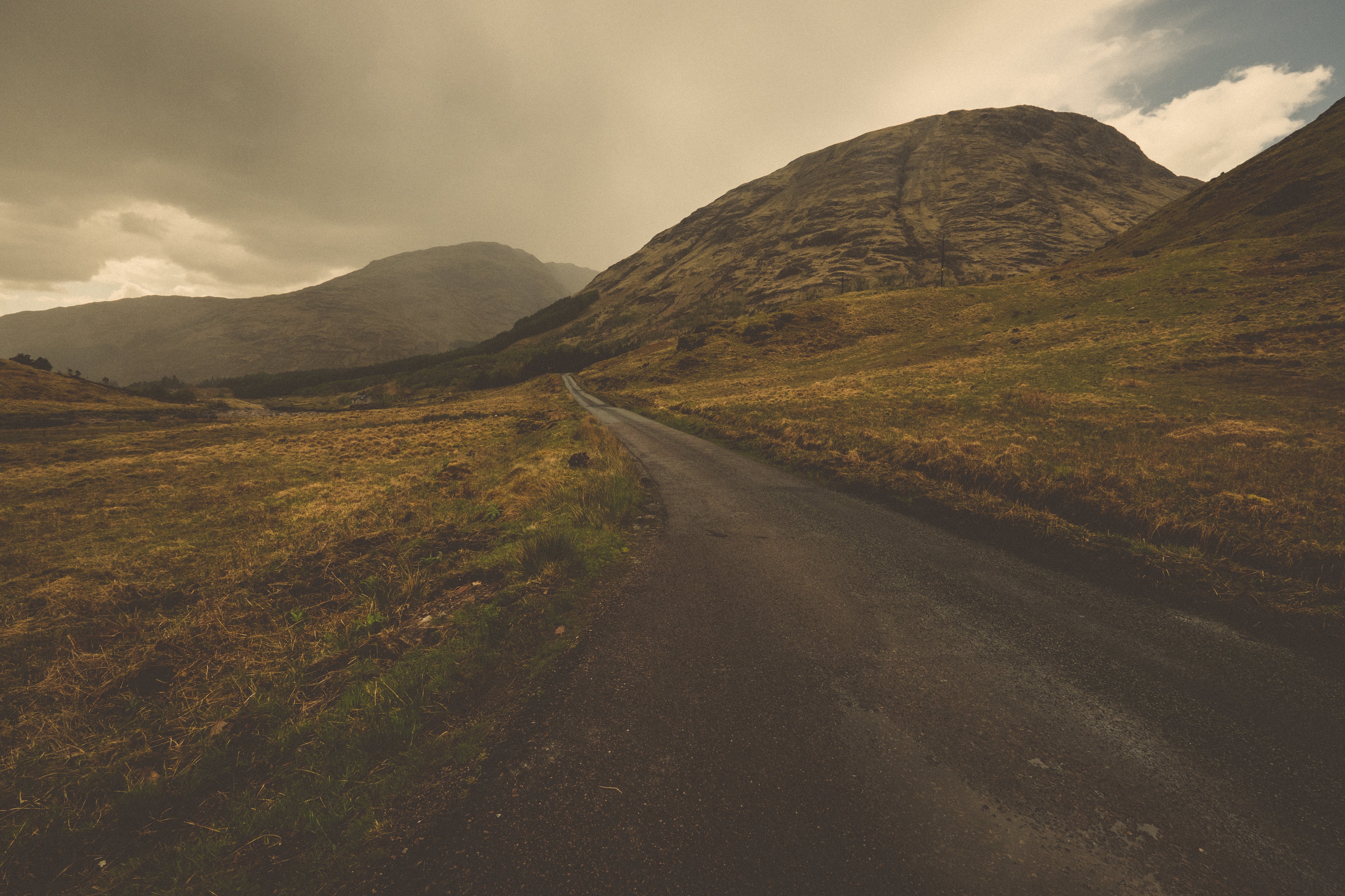 The Road to Skyfall - Notice the Space